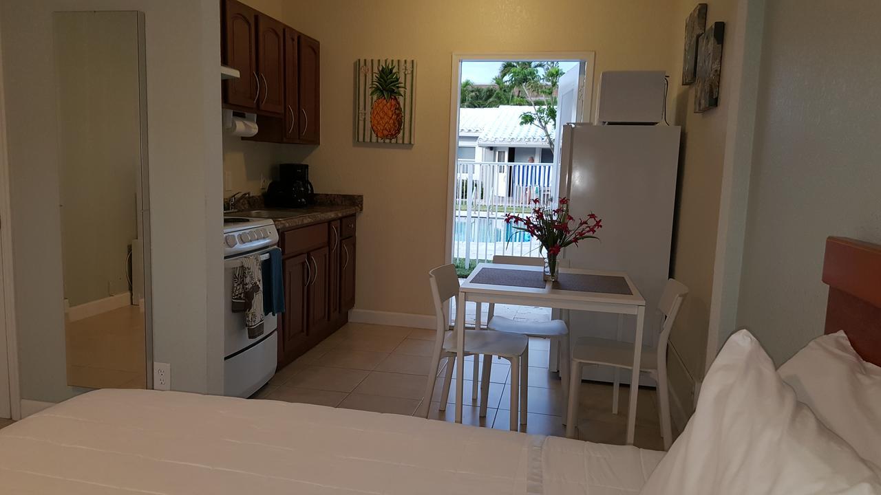 Coral Key Inn Lauderdale-by-the-Sea Extérieur photo