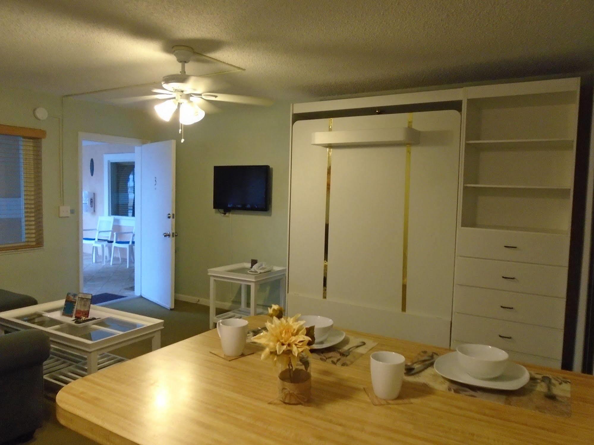 Coral Key Inn Lauderdale-by-the-Sea Extérieur photo