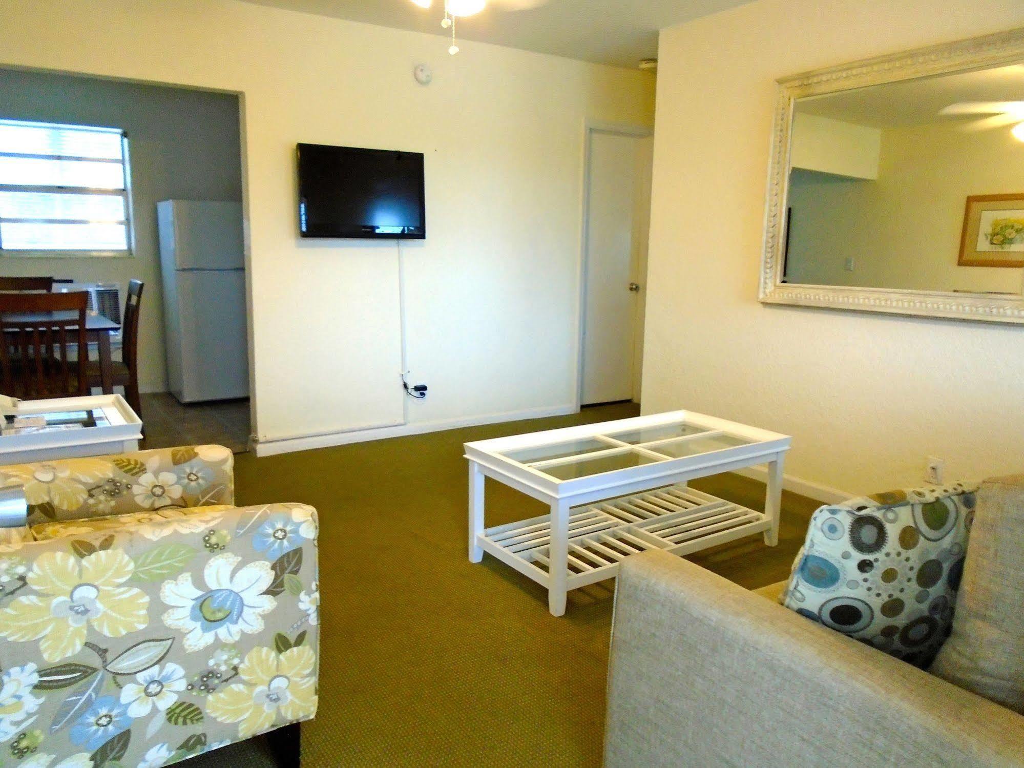 Coral Key Inn Lauderdale-by-the-Sea Extérieur photo