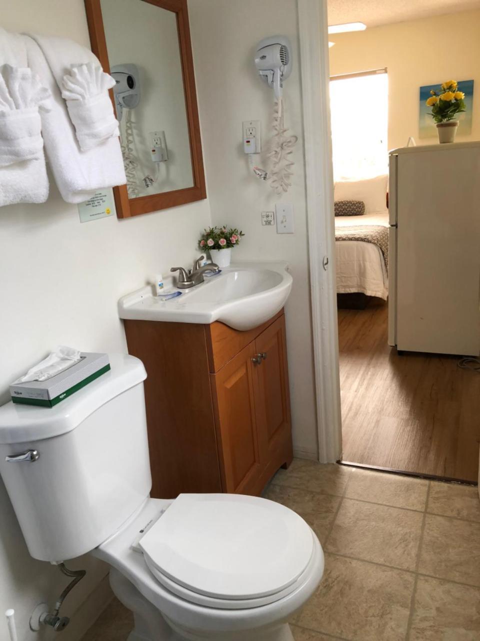Coral Key Inn Lauderdale-by-the-Sea Extérieur photo