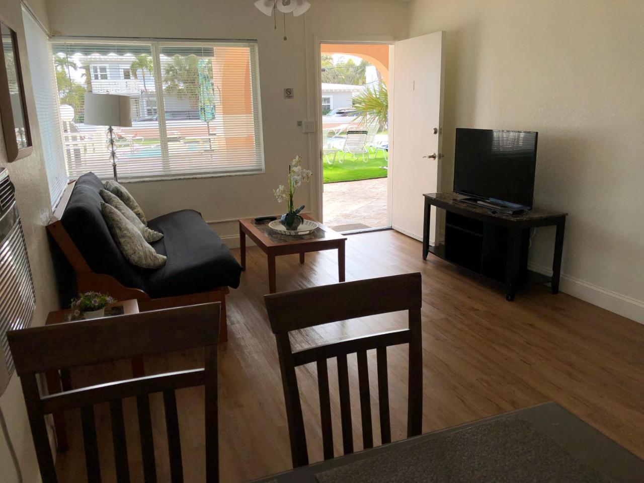 Coral Key Inn Lauderdale-by-the-Sea Extérieur photo