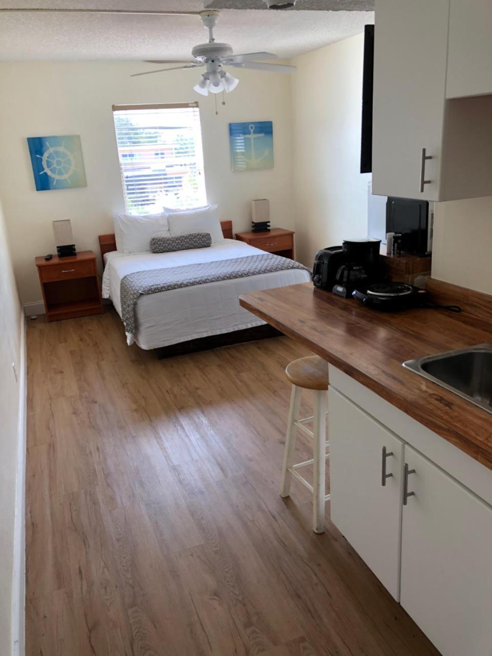 Coral Key Inn Lauderdale-by-the-Sea Extérieur photo