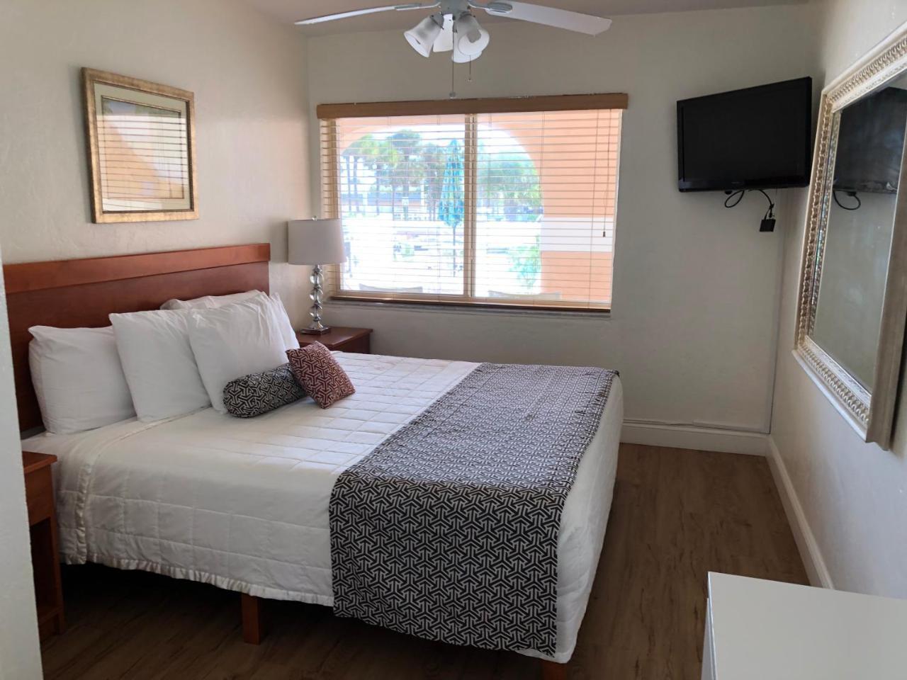 Coral Key Inn Lauderdale-by-the-Sea Extérieur photo